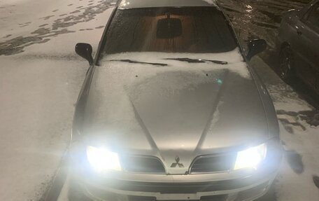 Mitsubishi Carisma I, 2001 год, 180 000 рублей, 2 фотография