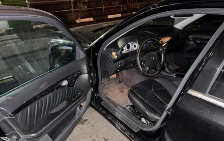 Mercedes-Benz E-Класс, 2004 год, 700 000 рублей, 9 фотография