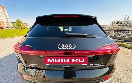 Audi e-tron I, 2019 год, 3 999 999 рублей, 3 фотография