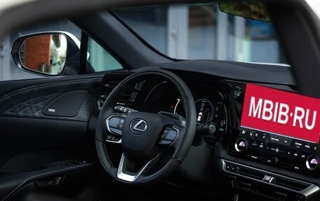 Lexus RX IV рестайлинг, 2024 год, 11 500 000 рублей, 18 фотография