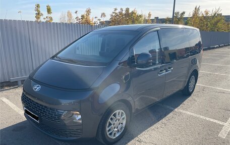 Hyundai Staria, 2021 год, 5 000 000 рублей, 2 фотография