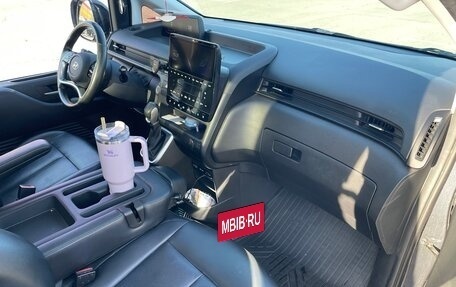 Hyundai Staria, 2021 год, 5 000 000 рублей, 4 фотография