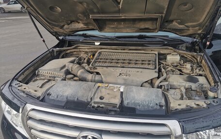 Toyota Land Cruiser 200, 2010 год, 4 200 000 рублей, 11 фотография