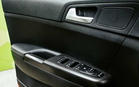 KIA Sportage IV рестайлинг, 2017 год, 2 000 000 рублей, 20 фотография