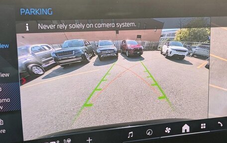 BMW X7, 2024 год, 17 473 406 рублей, 13 фотография