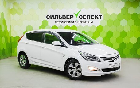 Hyundai Solaris II рестайлинг, 2015 год, 950 000 рублей, 5 фотография