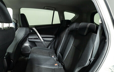 Toyota RAV4, 2016 год, 1 799 700 рублей, 10 фотография