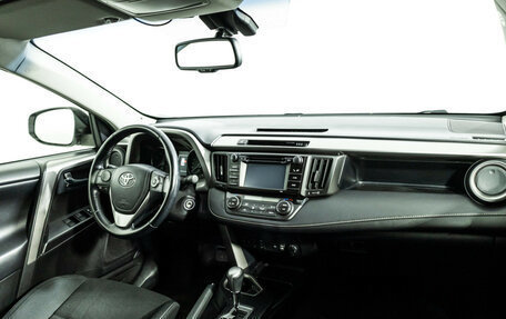 Toyota RAV4, 2016 год, 1 799 700 рублей, 9 фотография