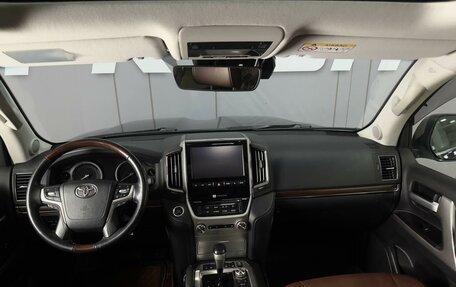 Toyota Land Cruiser 200, 2016 год, 6 500 000 рублей, 6 фотография