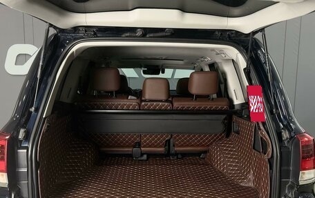 Toyota Land Cruiser 200, 2016 год, 6 500 000 рублей, 25 фотография