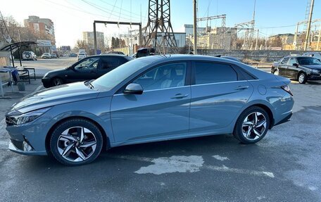 Hyundai Elantra, 2022 год, 2 700 000 рублей, 4 фотография