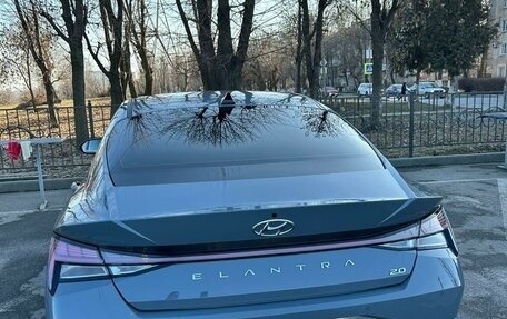 Hyundai Elantra, 2022 год, 2 700 000 рублей, 3 фотография