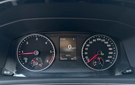 Volkswagen Multivan T6 рестайлинг, 2019 год, 4 800 000 рублей, 18 фотография