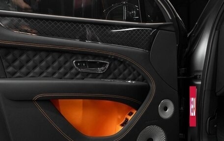 Bentley Bentayga I, 2025 год, 27 690 040 рублей, 10 фотография