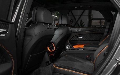 Bentley Bentayga I, 2025 год, 27 690 040 рублей, 21 фотография