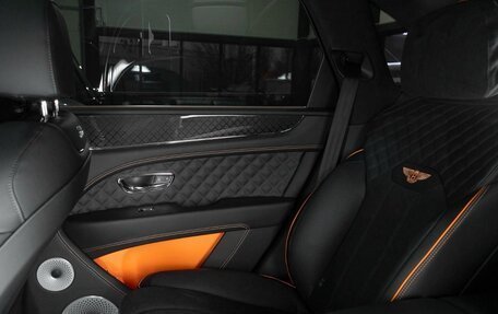 Bentley Bentayga I, 2025 год, 27 690 040 рублей, 24 фотография