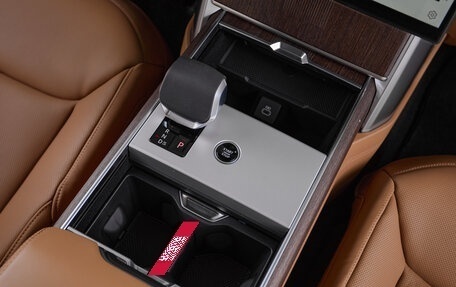 Land Rover Range Rover IV рестайлинг, 2025 год, 32 500 000 рублей, 28 фотография