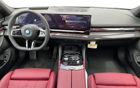 BMW 5 серия, 2025 год, 13 949 297 рублей, 7 фотография