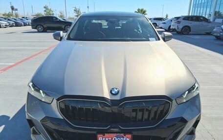 BMW 5 серия, 2025 год, 10 780 635 рублей, 2 фотография