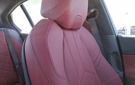 BMW 5 серия, 2025 год, 10 780 635 рублей, 19 фотография