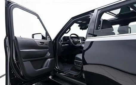 Infiniti QX80, 2025 год, 14 000 000 рублей, 26 фотография