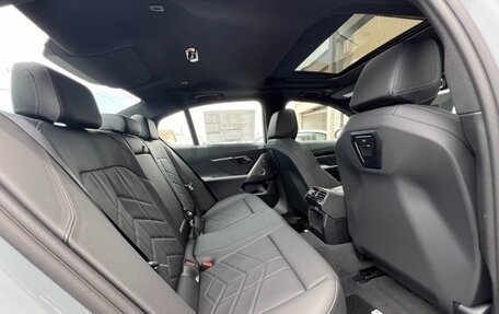 BMW 5 серия, 2025 год, 10 440 335 рублей, 11 фотография