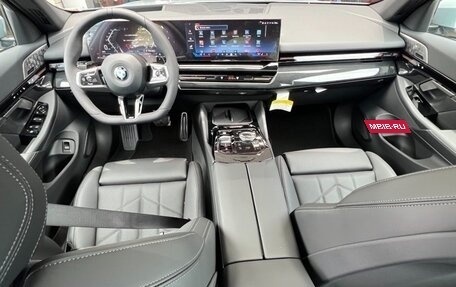 BMW 5 серия, 2025 год, 10 440 335 рублей, 7 фотография