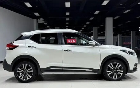 Nissan Kicks I, 2021 год, 1 077 000 рублей, 8 фотография