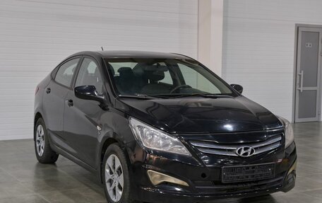 Hyundai Solaris II рестайлинг, 2015 год, 1 245 000 рублей, 1 фотография
