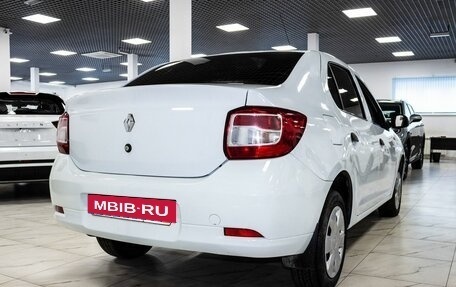 Renault Logan II, 2015 год, 920 000 рублей, 4 фотография