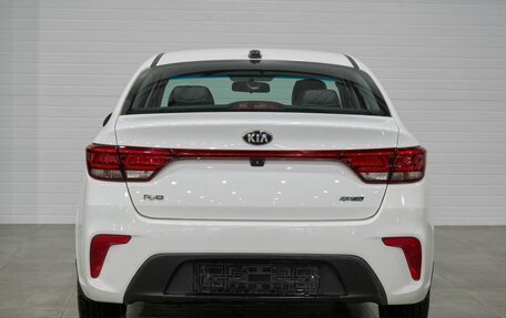 KIA Rio IV, 2018 год, 1 460 000 рублей, 5 фотография