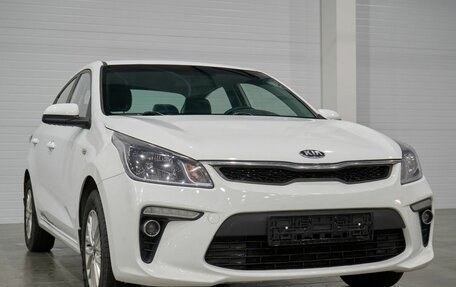 KIA Rio IV, 2018 год, 1 460 000 рублей, 10 фотография