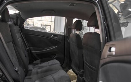 Hyundai Solaris II рестайлинг, 2015 год, 1 245 000 рублей, 17 фотография