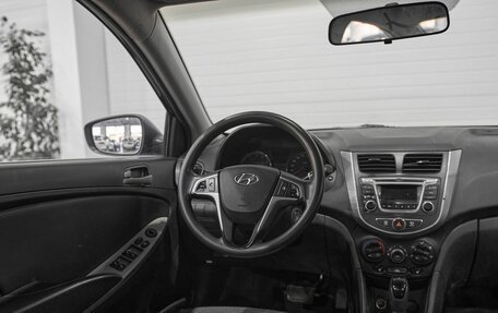 Hyundai Solaris II рестайлинг, 2015 год, 1 245 000 рублей, 22 фотография