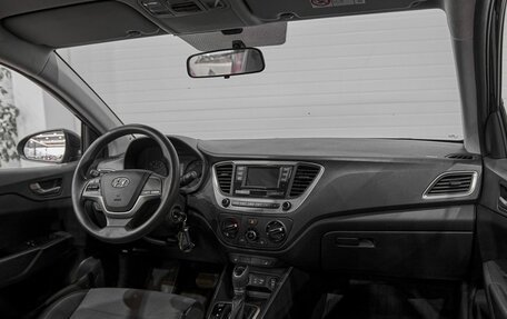 Hyundai Solaris II рестайлинг, 2018 год, 1 410 000 рублей, 14 фотография