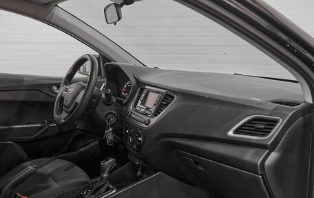 Hyundai Solaris II рестайлинг, 2018 год, 1 410 000 рублей, 23 фотография