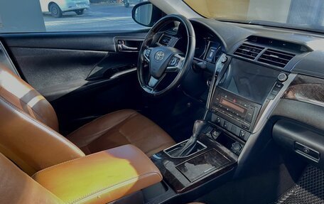 Toyota Camry, 2016 год, 2 200 000 рублей, 14 фотография