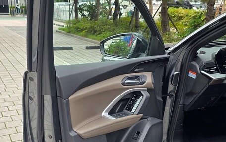 Audi Q5, 2025 год, 9 200 000 рублей, 6 фотография