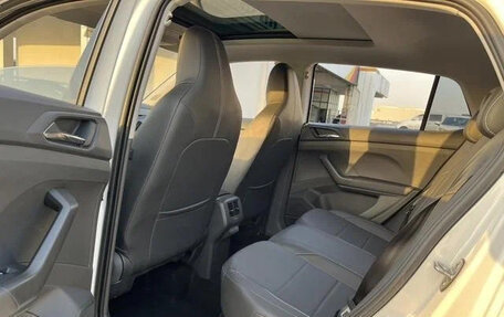 Volkswagen T-Cross I, 2021 год, 1 350 000 рублей, 12 фотография