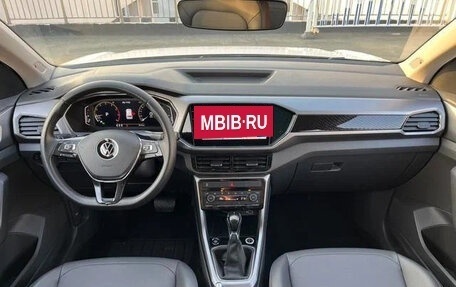 Volkswagen T-Cross I, 2021 год, 1 350 000 рублей, 10 фотография