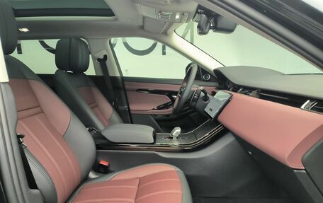 Land Rover Range Rover Evoque II, 2025 год, 6 850 000 рублей, 8 фотография