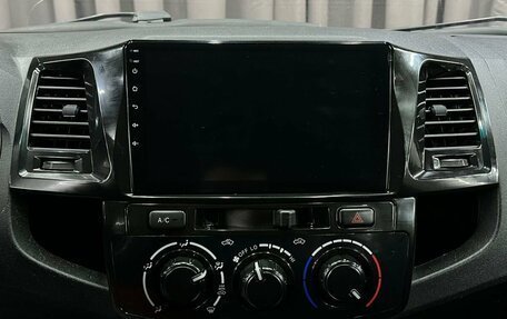 Toyota Hilux VII, 2014 год, 1 699 888 рублей, 13 фотография