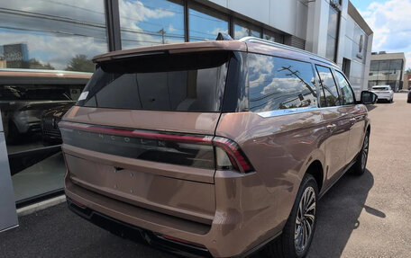 Lincoln Navigator, 2025 год, 17 000 000 рублей, 3 фотография