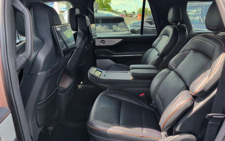 Lincoln Navigator, 2025 год, 17 000 000 рублей, 5 фотография