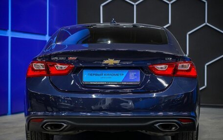Chevrolet Malibu IX, 2017 год, 1 815 000 рублей, 7 фотография
