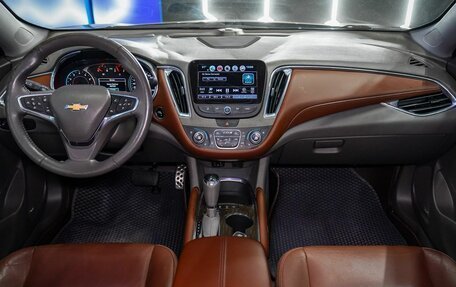 Chevrolet Malibu IX, 2017 год, 1 815 000 рублей, 11 фотография