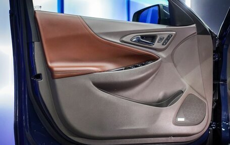 Chevrolet Malibu IX, 2017 год, 1 815 000 рублей, 14 фотография