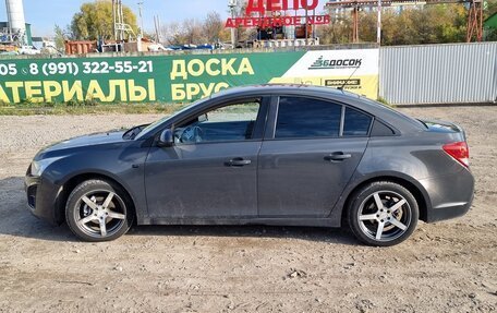 Chevrolet Cruze II, 2013 год, 800 000 рублей, 3 фотография