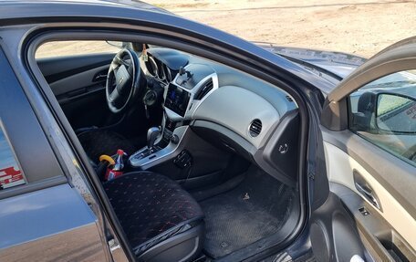 Chevrolet Cruze II, 2013 год, 800 000 рублей, 7 фотография