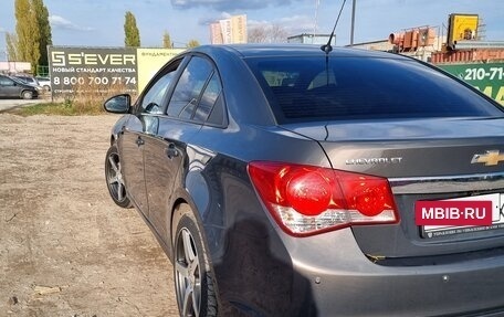 Chevrolet Cruze II, 2013 год, 800 000 рублей, 4 фотография